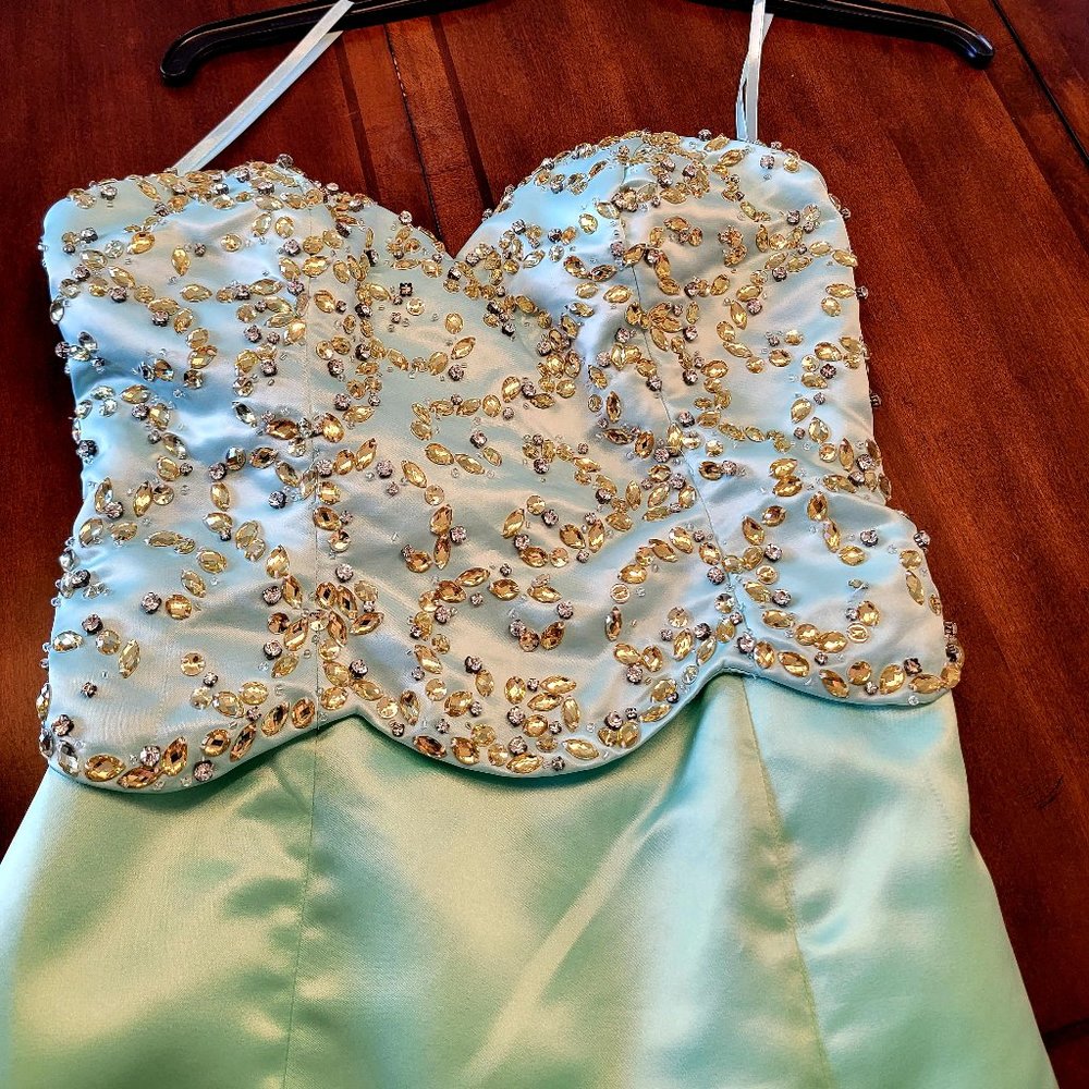 Formal strapless blue mermaid dress